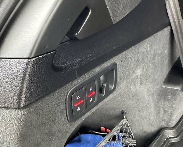 Сірий Ауді Ку 7, об'ємом двигуна 3 л та пробігом 375 тис. км за 24000 $, фото 10 на Automoto.ua