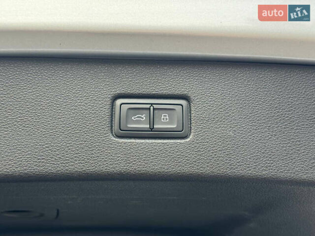 Серый Ауди Ку 7, объемом двигателя 3 л и пробегом 148 тыс. км за 24500 $, фото 24 на Automoto.ua