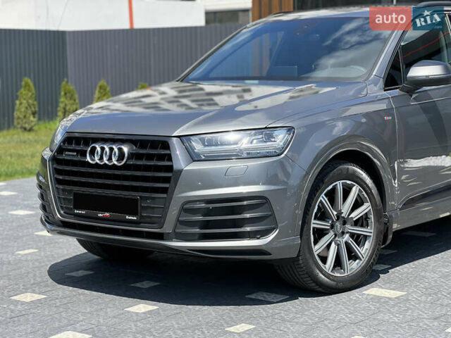 Сірий Ауді Ку 7, об'ємом двигуна 3 л та пробігом 247 тис. км за 36500 $, фото 3 на Automoto.ua