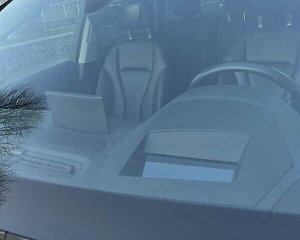 Сірий Ауді Ку 7, об'ємом двигуна 3 л та пробігом 89 тис. км за 28100 $, фото 8 на Automoto.ua