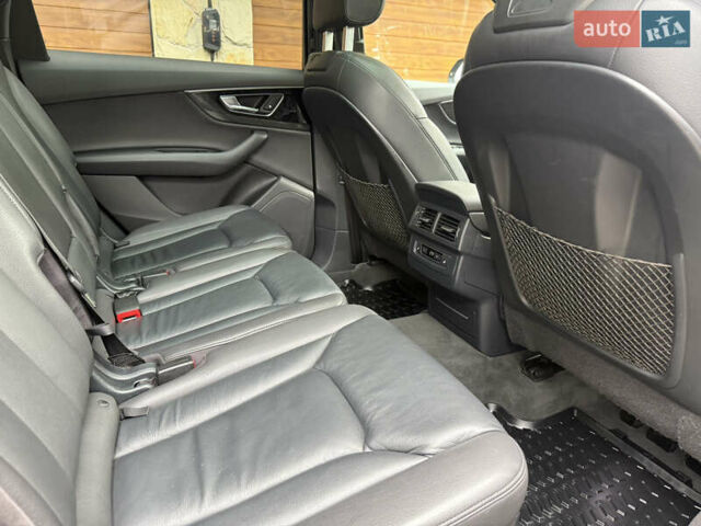 Сірий Ауді Ку 7, об'ємом двигуна 3 л та пробігом 194 тис. км за 22700 $, фото 12 на Automoto.ua