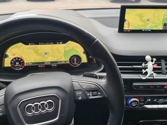 Сірий Ауді Ку 7, об'ємом двигуна 3 л та пробігом 122 тис. км за 871 $, фото 3 на Automoto.ua