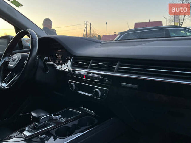 Сірий Ауді Ку 7, об'ємом двигуна 3 л та пробігом 178 тис. км за 32900 $, фото 17 на Automoto.ua