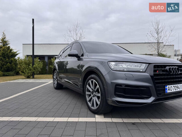 Серый Ауди Ку 7, объемом двигателя 2.97 л и пробегом 245 тыс. км за 30500 $, фото 13 на Automoto.ua