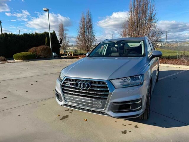 Серый Ауди Ку 7, объемом двигателя 3 л и пробегом 68 тыс. км за 7600 $, фото 2 на Automoto.ua