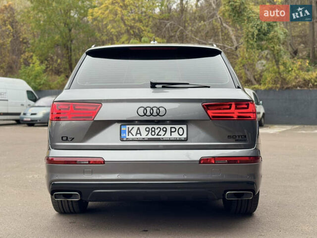 Серый Ауди Ку 7, объемом двигателя 2.97 л и пробегом 200 тыс. км за 33999 $, фото 9 на Automoto.ua
