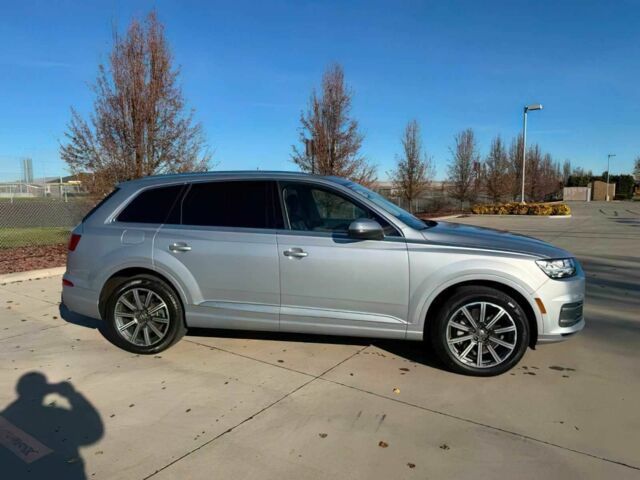 Серый Ауди Ку 7, объемом двигателя 3 л и пробегом 68 тыс. км за 7600 $, фото 8 на Automoto.ua