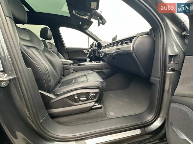 Серый Ауди Ку 7, объемом двигателя 3 л и пробегом 255 тыс. км за 38000 $, фото 24 на Automoto.ua