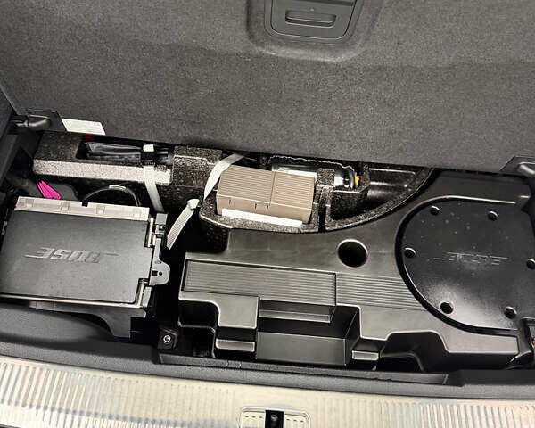 Ауді Ку 7 2017 у Богородчанах на Automoto.ua Сірий Ауді Ку 7, об'ємом двигуна 3 л та пробігом 115 тис. км за 34850 $, фото 31 на Automoto.ua