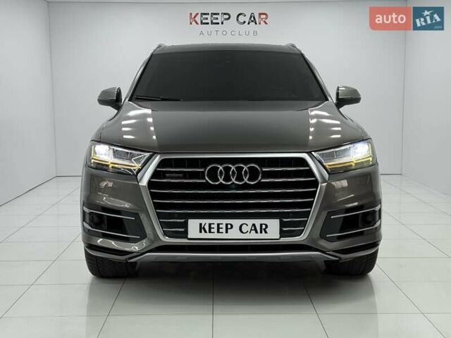 Сірий Ауді Ку 7, об'ємом двигуна 3 л та пробігом 207 тис. км за 29900 $, фото 10 на Automoto.ua