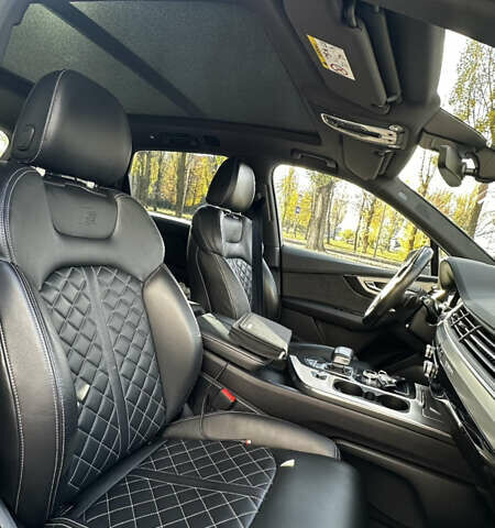 Ауди Ку 7 2017 в Киеве на Automoto.ua Серый Ауди Ку 7, объемом двигателя 2.97 л и пробегом 120 тыс. км за 45500 $, фото 17 на Automoto.ua