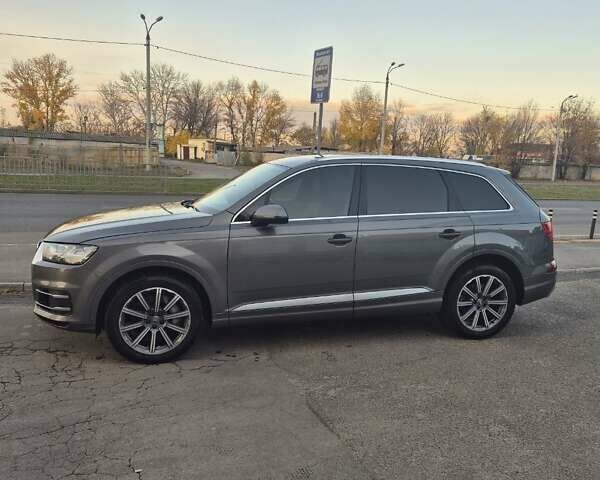Сірий Ауді Ку 7, об'ємом двигуна 3 л та пробігом 147 тис. км за 29500 $, фото 1 на Automoto.ua