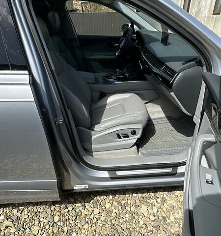 Серый Ауди Ку 7, объемом двигателя 1.98 л и пробегом 133 тыс. км за 25999 $, фото 22 на Automoto.ua