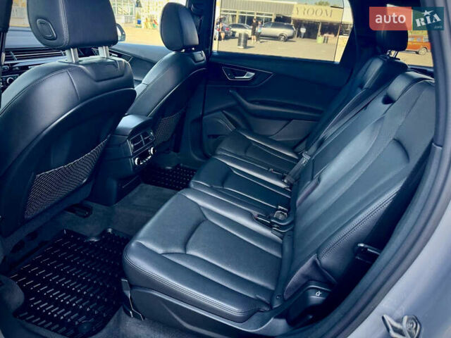 Серый Ауди Ку 7, объемом двигателя 3 л и пробегом 190 тыс. км за 26600 $, фото 29 на Automoto.ua