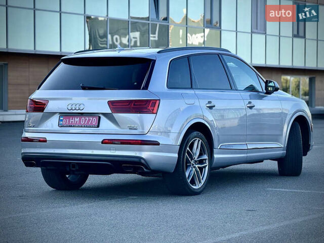 Сірий Ауді Ку 7, об'ємом двигуна 3 л та пробігом 190 тис. км за 27500 $, фото 3 на Automoto.ua