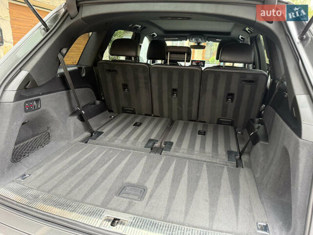Сірий Ауді Ку 7, об'ємом двигуна 3 л та пробігом 194 тис. км за 22700 $, фото 26 на Automoto.ua