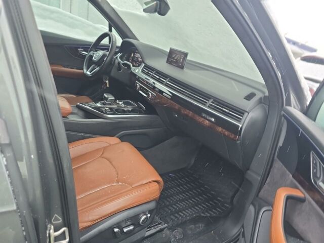 Серый Ауди Ку 7, объемом двигателя 3 л и пробегом 171 тыс. км за 26700 $, фото 7 на Automoto.ua