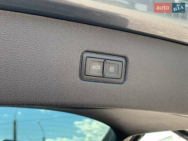 Серый Ауди Ку 7, объемом двигателя 3 л и пробегом 80 тыс. км за 33500 $, фото 24 на Automoto.ua