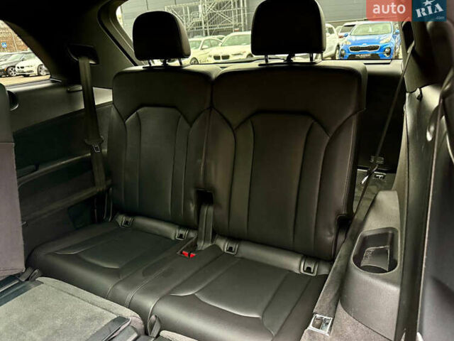 Серый Ауди Ку 7, объемом двигателя 3 л и пробегом 215 тыс. км за 25900 $, фото 41 на Automoto.ua