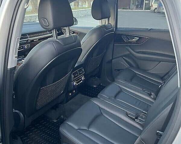 Сірий Ауді Ку 7, об'ємом двигуна 3 л та пробігом 89 тис. км за 28100 $, фото 12 на Automoto.ua
