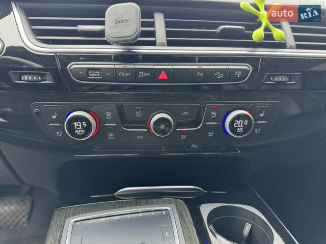 Серый Ауди Ку 7, объемом двигателя 3 л и пробегом 218 тыс. км за 25500 $, фото 48 на Automoto.ua