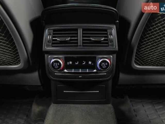 Сірий Ауді Ку 7, об'ємом двигуна 2.97 л та пробігом 160 тис. км за 44900 $, фото 27 на Automoto.ua