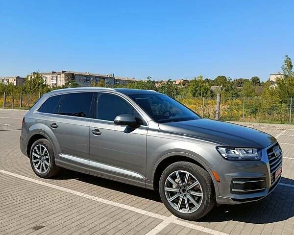 Серый Ауди Ку 7, объемом двигателя 3 л и пробегом 220 тыс. км за 23999 $, фото 1 на Automoto.ua