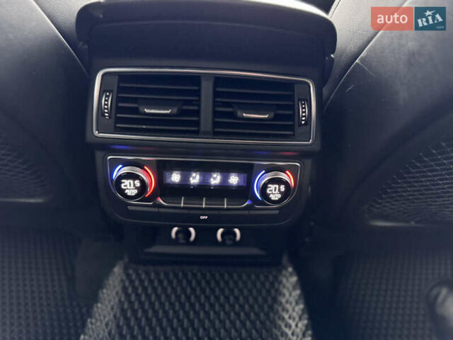 Серый Ауди Ку 7, объемом двигателя 2.97 л и пробегом 245 тыс. км за 30500 $, фото 30 на Automoto.ua