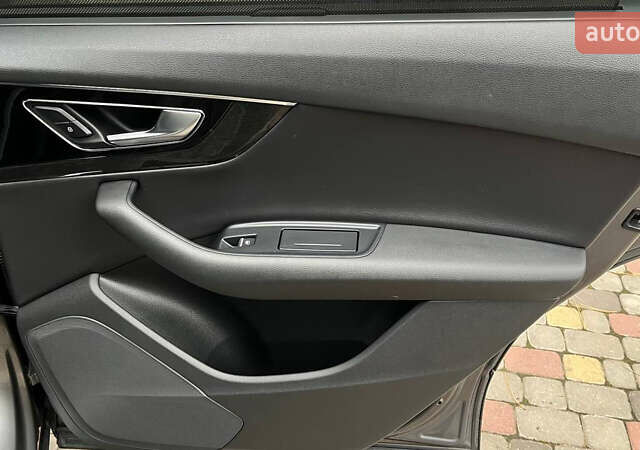 Серый Ауди Ку 7, объемом двигателя 3 л и пробегом 131 тыс. км за 24900 $, фото 22 на Automoto.ua