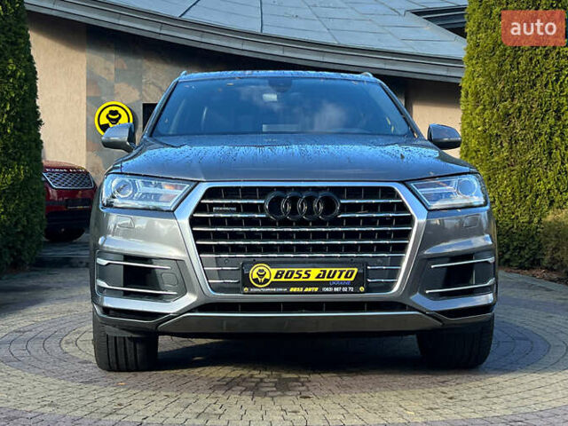 Серый Ауди Ку 7, объемом двигателя 3 л и пробегом 175 тыс. км за 25300 $, фото 1 на Automoto.ua