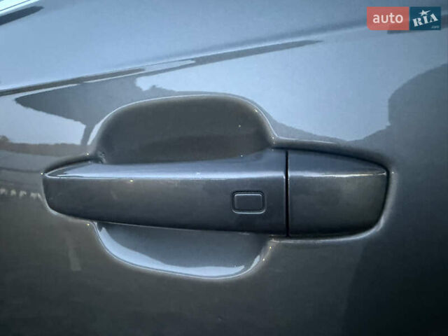 Ауді Ку 7 2017 у Львові на Automoto.ua Сірий Ауді Ку 7, об'ємом двигуна 3 л та пробігом 196 тис. км за 23950 $, фото 8 на Automoto.ua
