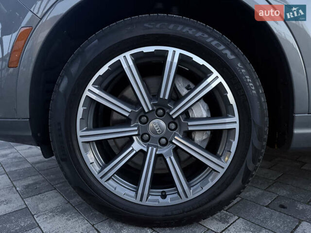 Ауді Ку 7 2017 у Львові на Automoto.ua Сірий Ауді Ку 7, об'ємом двигуна 3 л та пробігом 196 тис. км за 23950 $, фото 11 на Automoto.ua