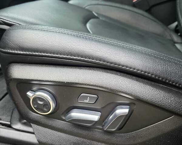 Серый Ауди Ку 7, объемом двигателя 3 л и пробегом 122 тыс. км за 35000 $, фото 16 на Automoto.ua