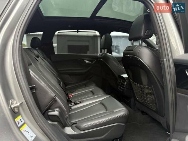 Серый Ауди Ку 7, объемом двигателя 3 л и пробегом 195 тыс. км за 21900 $, фото 86 на Automoto.ua