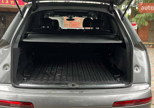 Серый Ауди Ку 7, объемом двигателя 3 л и пробегом 131 тыс. км за 24900 $, фото 39 на Automoto.ua