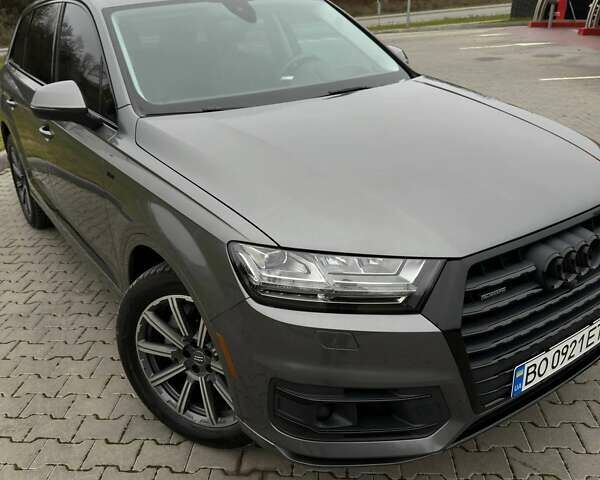 Серый Ауди Ку 7, объемом двигателя 3 л и пробегом 97 тыс. км за 34500 $, фото 2 на Automoto.ua