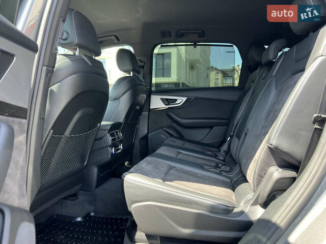 Сірий Ауді Ку 7, об'ємом двигуна 3 л та пробігом 247 тис. км за 36500 $, фото 34 на Automoto.ua