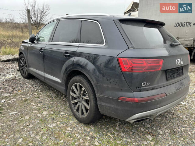Сірий Ауді Ку 7, об'ємом двигуна 3 л та пробігом 200 тис. км за 14500 $, фото 3 на Automoto.ua