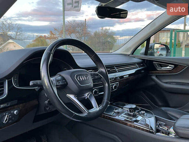 Сірий Ауді Ку 7, об'ємом двигуна 3 л та пробігом 178 тис. км за 32900 $, фото 7 на Automoto.ua