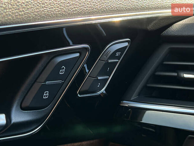 Серый Ауди Ку 7, объемом двигателя 3 л и пробегом 175 тыс. км за 25300 $, фото 17 на Automoto.ua