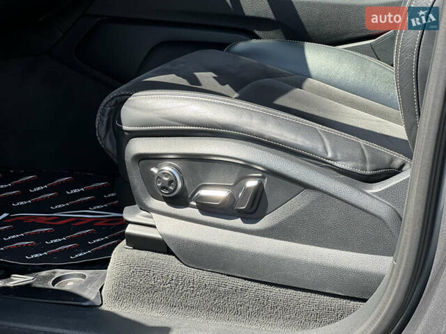 Сірий Ауді Ку 7, об'ємом двигуна 3 л та пробігом 247 тис. км за 36500 $, фото 28 на Automoto.ua