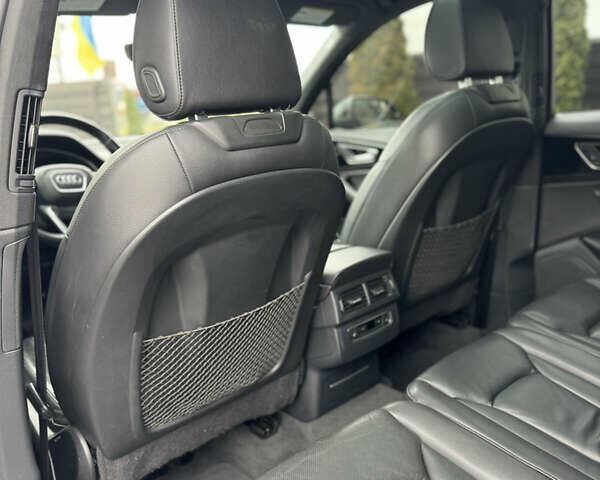 Серый Ауди Ку 7, объемом двигателя 3 л и пробегом 218 тыс. км за 25500 $, фото 22 на Automoto.ua