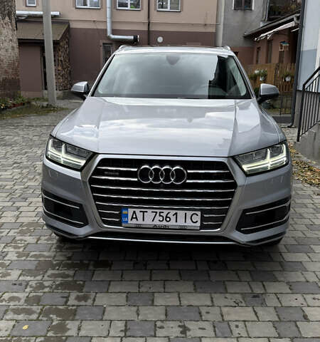 Серый Ауди Ку 7, объемом двигателя 1.98 л и пробегом 144 тыс. км за 24999 $, фото 2 на Automoto.ua