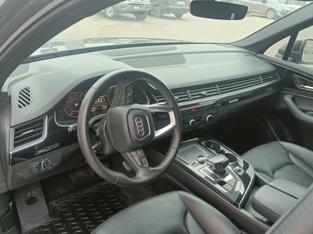 Серый Ауди Ку 7, объемом двигателя 3 л и пробегом 230 тыс. км за 23300 $, фото 5 на Automoto.ua