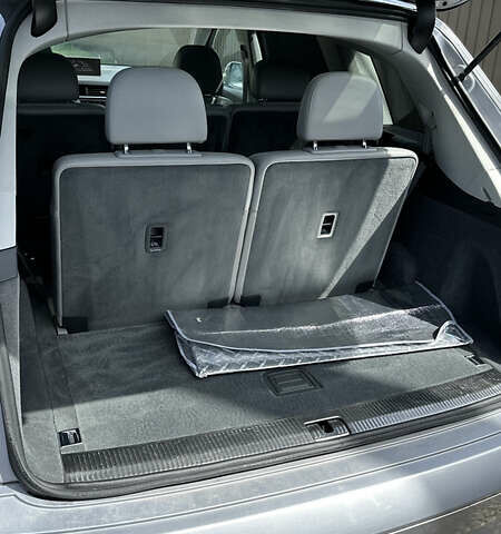 Серый Ауди Ку 7, объемом двигателя 1.98 л и пробегом 133 тыс. км за 25999 $, фото 23 на Automoto.ua