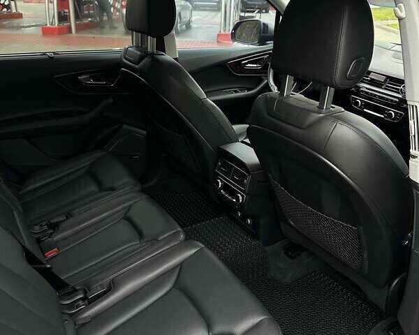 Серый Ауди Ку 7, объемом двигателя 3 л и пробегом 97 тыс. км за 34500 $, фото 39 на Automoto.ua