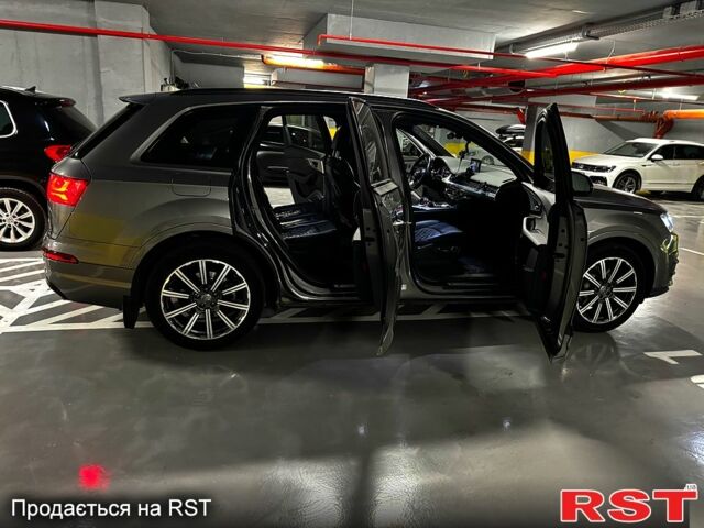 Сірий Ауді Ку 7, об'ємом двигуна 3 л та пробігом 231 тис. км за 44600 $, фото 2 на Automoto.ua