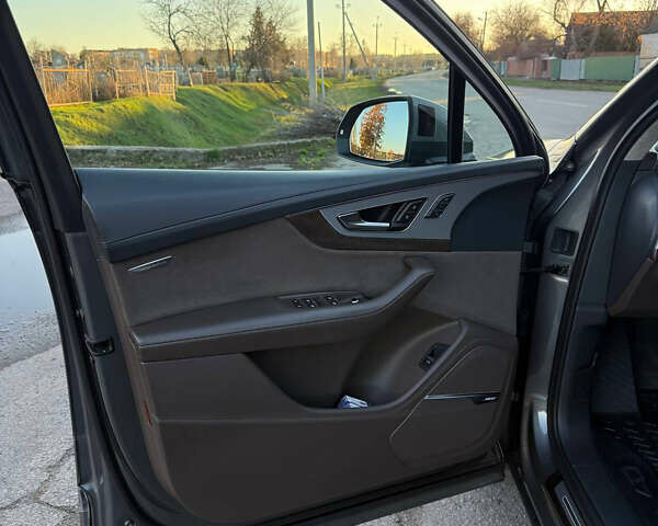 Серый Ауди Ку 7, объемом двигателя 3 л и пробегом 79 тыс. км за 48000 $, фото 12 на Automoto.ua