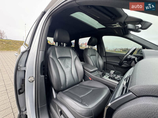 Сірий Ауді Ку 7, об'ємом двигуна 3 л та пробігом 225 тис. км за 20900 $, фото 28 на Automoto.ua