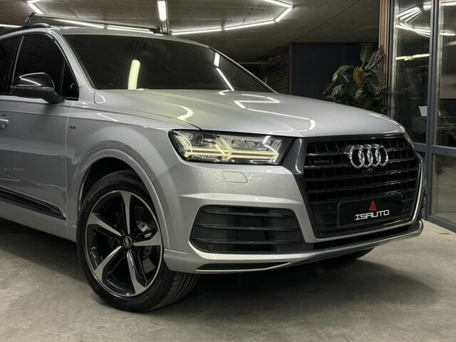 Сірий Ауді Ку 7, об'ємом двигуна 3 л та пробігом 153 тис. км за 25900 $, фото 3 на Automoto.ua